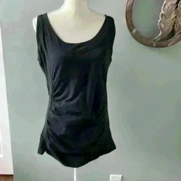 Black Lucy sleeveless top size XL - Picture 1 of 7